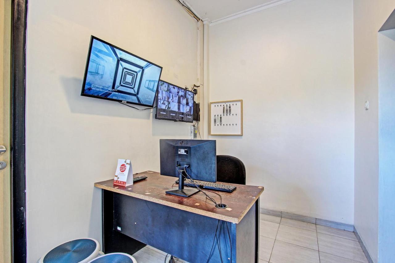 Capital O 91377 Mk Prime Syariah Hotel Semarang Buitenkant foto